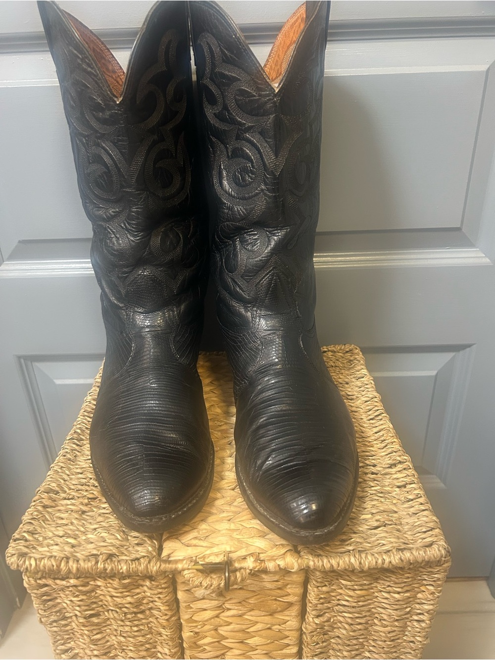 NOCONA VINTAGE black Teju  lizard skin & leather shaft cowboy boots. Size 11?